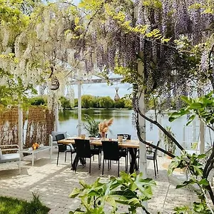  Villa Therme - By The Luxury